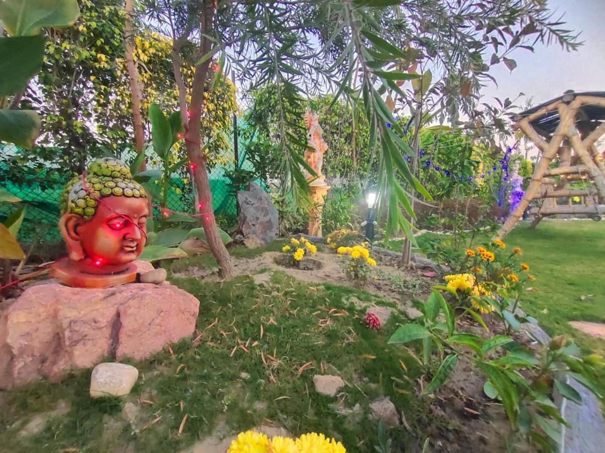 Shaw Estate-Farm House For A Small Parties-Jp Farm เกรทเตอร์นอยดา ภายนอก รูปภาพ